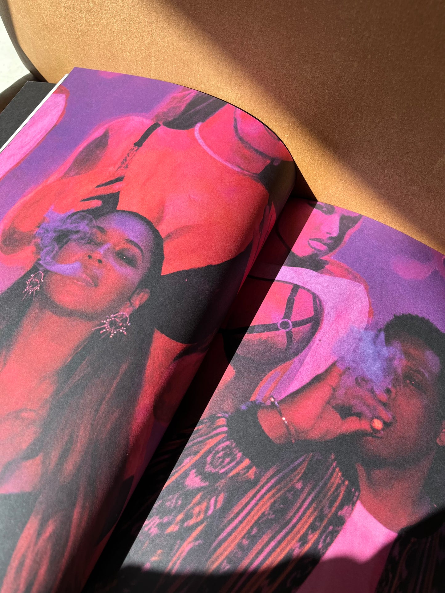 On The Run II Tour Book – Jay-Z & Beyoncé – Officieel Fotoboek – Uitstekende Staat