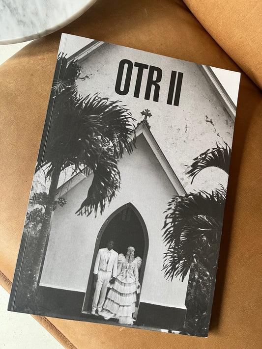 On The Run II Tour Book – Jay-Z & Beyoncé – Officieel Fotoboek – Uitstekende Staat