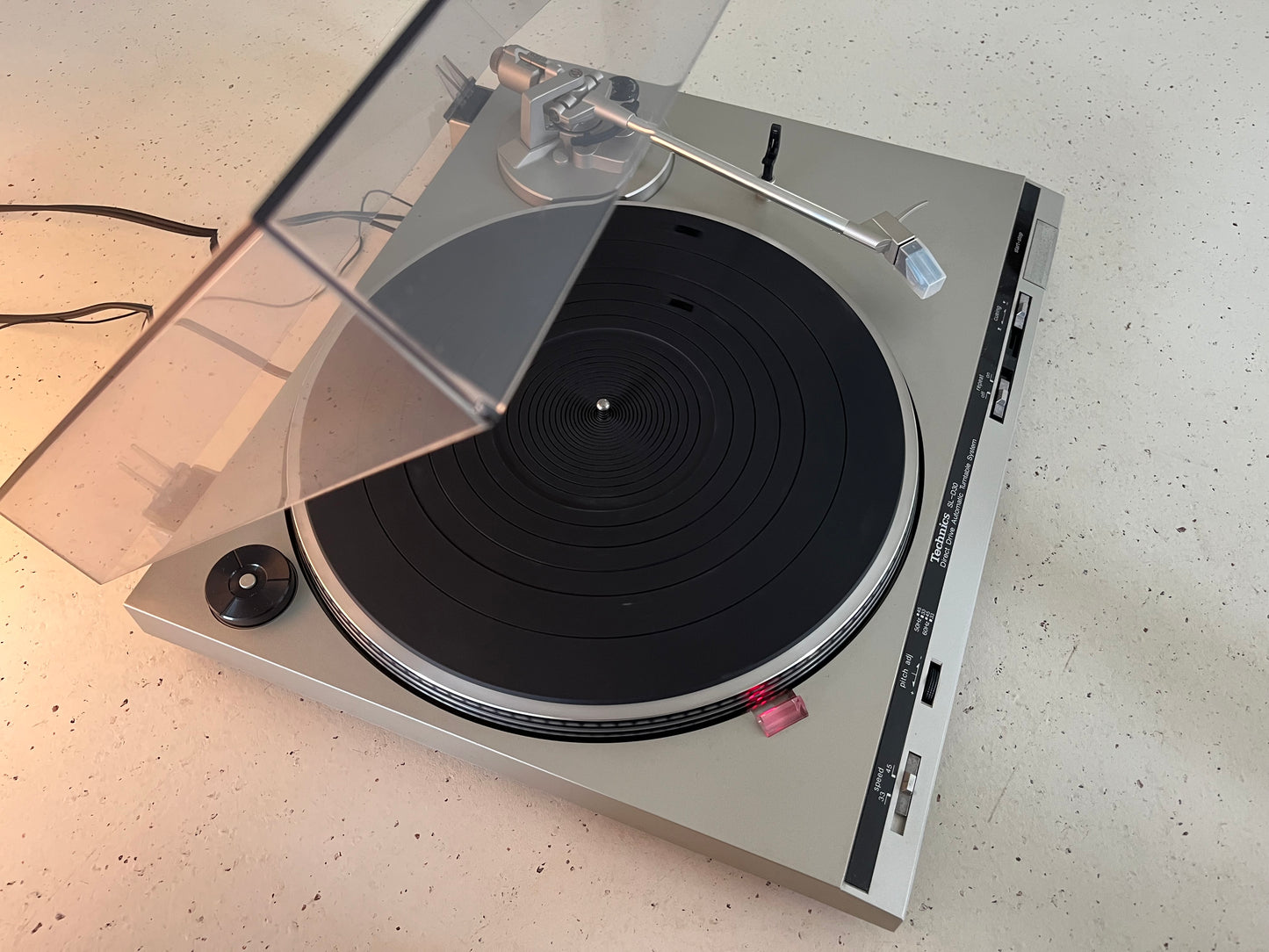 Technics SL-D30 Direct Drive Automatische Platenspeler