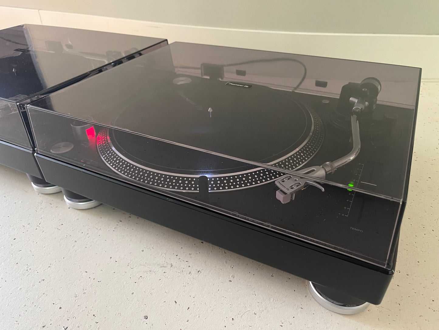 Pioneer PLX-500 DJ set