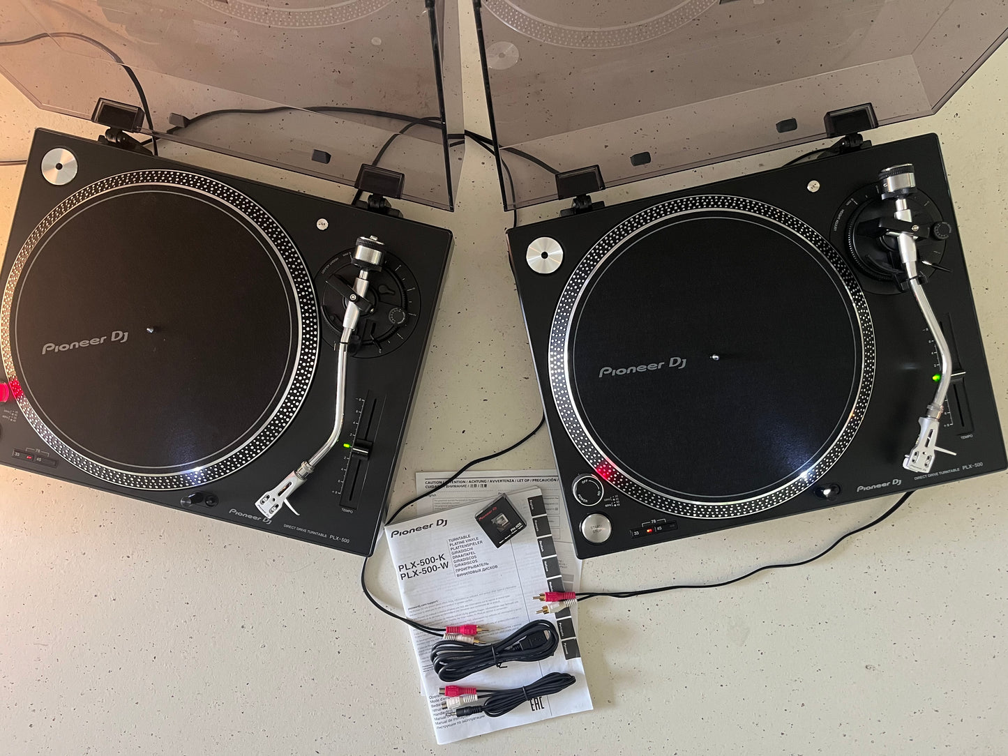 Pioneer PLX-500 DJ set